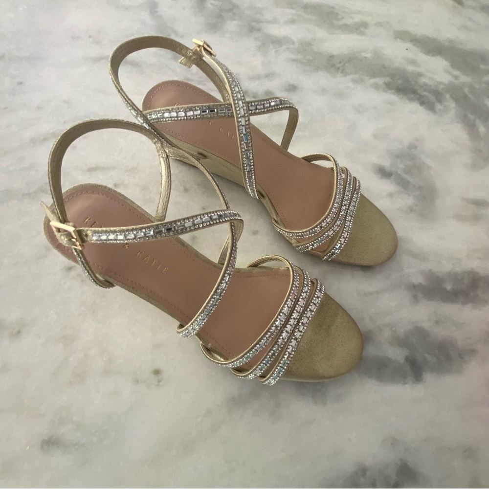 Kelly and Katie Platino Shimmer and Sand Evening Shoes size 8.5M